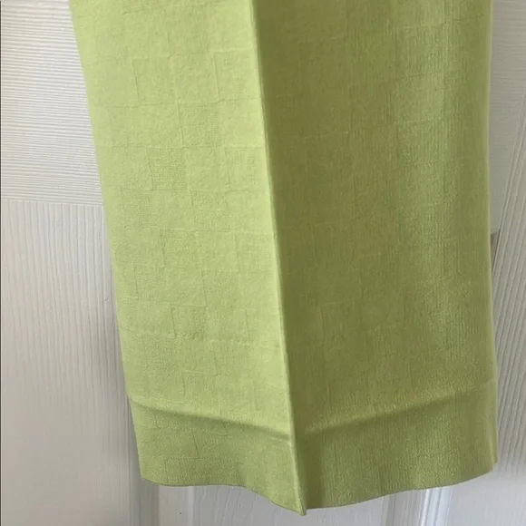 HIGH SPORT Women's Exclusive Kick Cotton-blend Cropped Pants In Lime Green XL - Picture 5 of 13